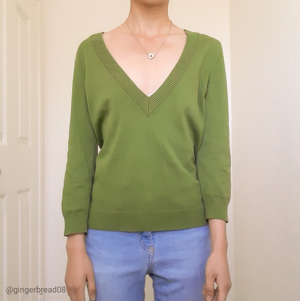🌿The Limited Green Long Sleeve V Neck Sweater